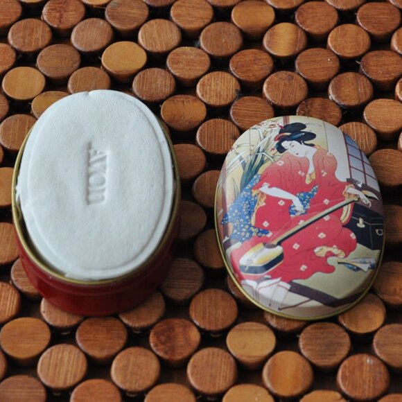 New in Oval Tin Vintage Avon IMAGES of the ORIENT Fragrance Soap Bar 75g - Picture 2 of 3